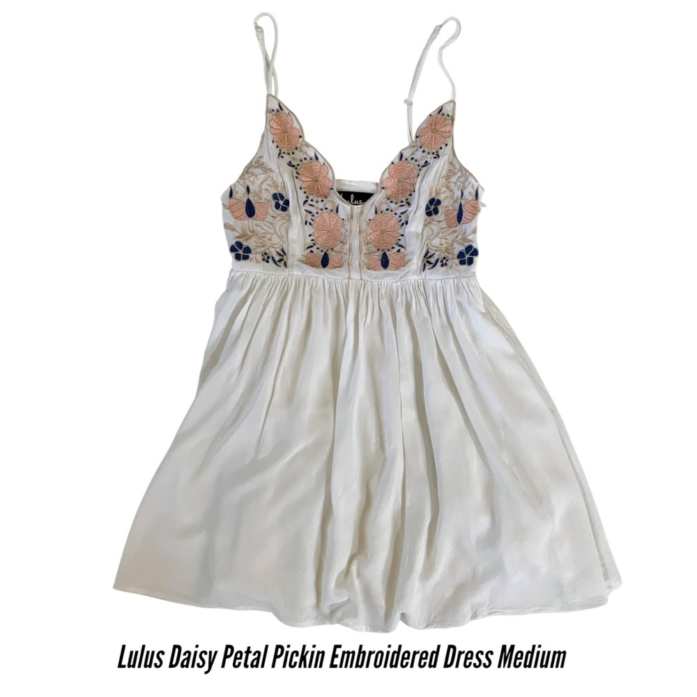 Lulu's Daisy Petal Pickin Embroidered Dress Medium